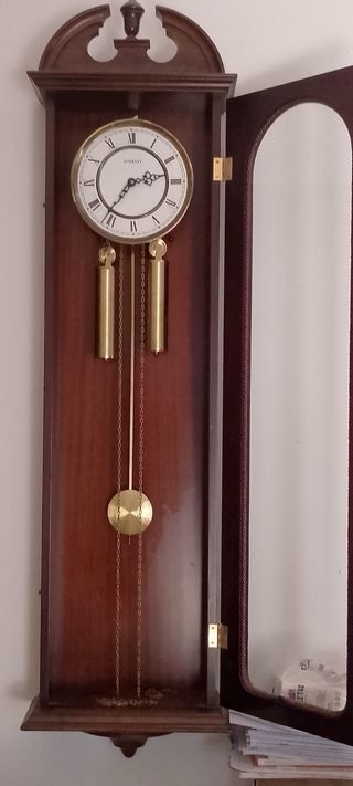 Reloj de pared antiguo. JOYA VINTAGE