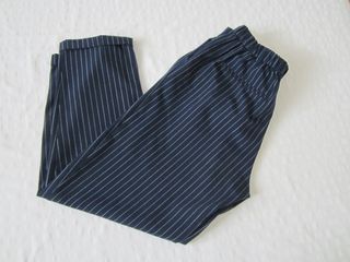 Pantalón Pull and Bear Raya Azul Talla L