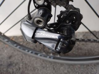 Bicicleta de carretera carbono. Metta Sarin T49