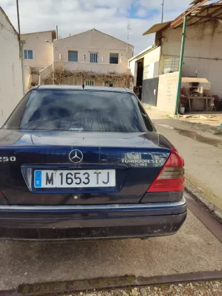 (Cambio) mercedes clase c elegance 2500 turbo die