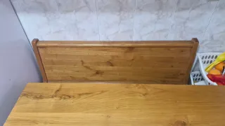 Mesa y banco madera maciza en MÓSTOLES.