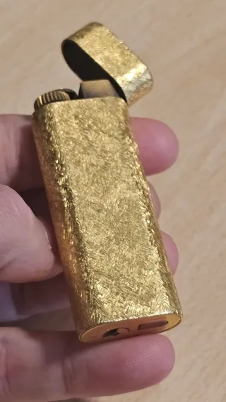 Mechero Cartier Oro
