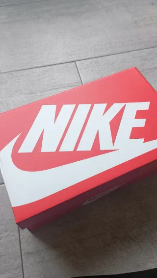 Zapatillas Nike Shox Grises