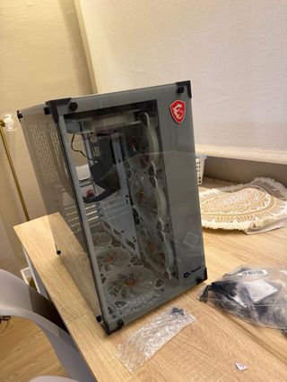 Caja Talius Cronos con ventiladores RGB