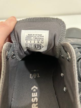 Converse All Star Grises Tachuelas unisex talla 39