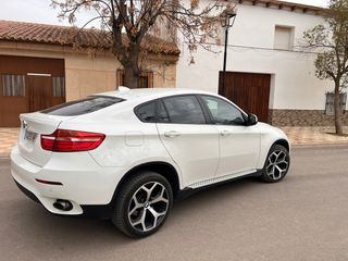 BMW X6 2013