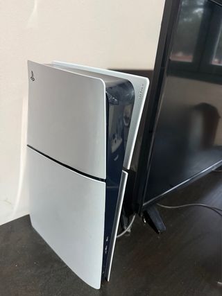 PS5 Digital Edition 1TB como nueva + caja