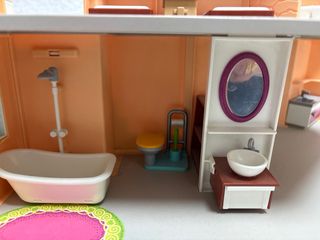 Casita Playmobil con escaleras y balcón