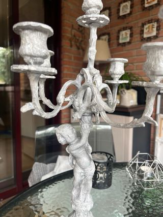 Candelabros restaurados estilo antiguo
