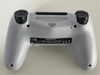 Mando PS4 DualShock 4 Blanco y Gris