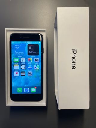 iPhone 7 32GB Negro Libre con Caja
