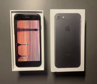 iPhone 7 32GB Negro Libre con Caja