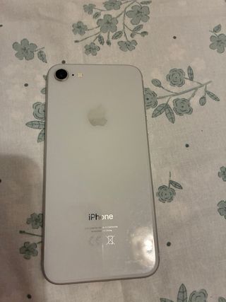iPhone 8 128GB Plata