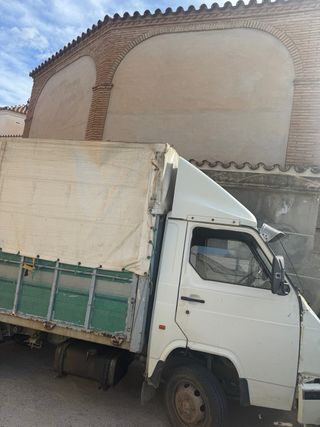 Nissan Trade 1997