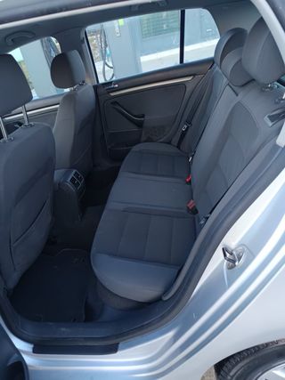 Volkswagen Golf 2005