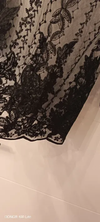 Vestido bordado Zara Talla S