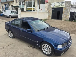 BMW 325TDS