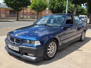 BMW 325TDS