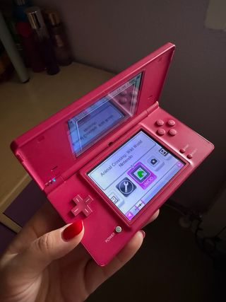 Nintendo DSi Fucsia