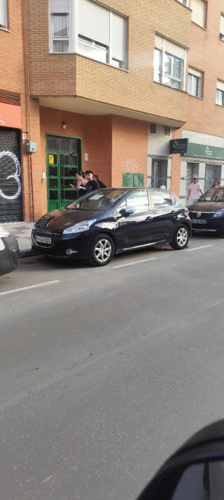 Peugeot 208 2014