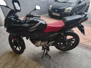 Honda CBF 125 - Moto Naked Manual