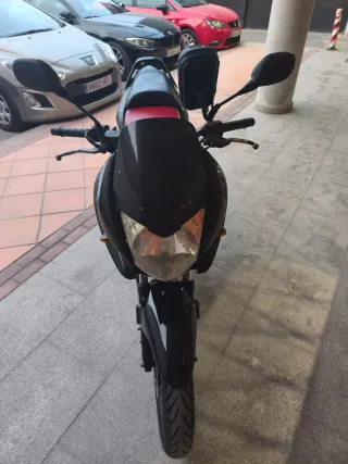 Honda CBF 125 - Moto Naked Manual