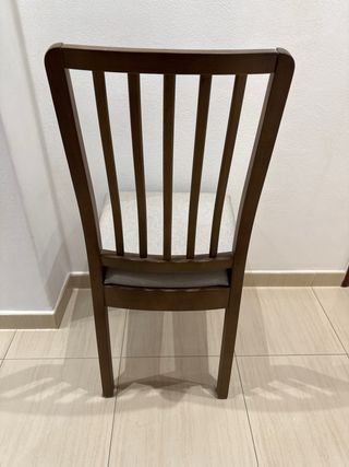 Silla de comedor de madera y tela