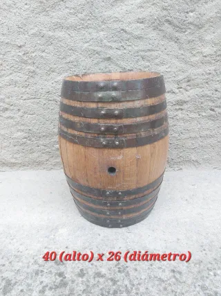 Barril de vino decorativo