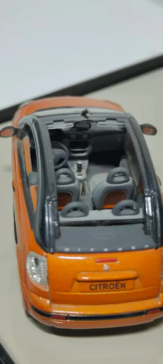 Cofre 3 Citroën C2, C3 Pluriel (Norev) 1:43