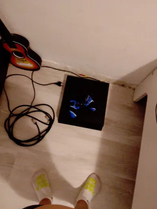 Consola Sony PS4 Negra