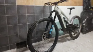 YT Decoy Bicicleta Eléctrica Enduro