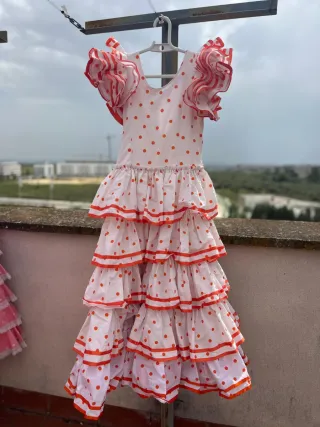 Traje Flamenca Volantes Lunares