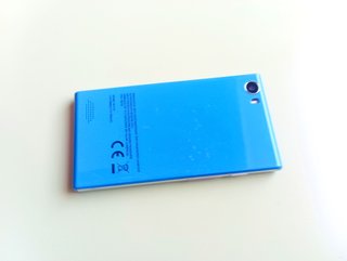 Smartphone 770 Dual SIM 4GB ROM + Caricabatterie