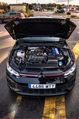 Volkswagen Golf 2021