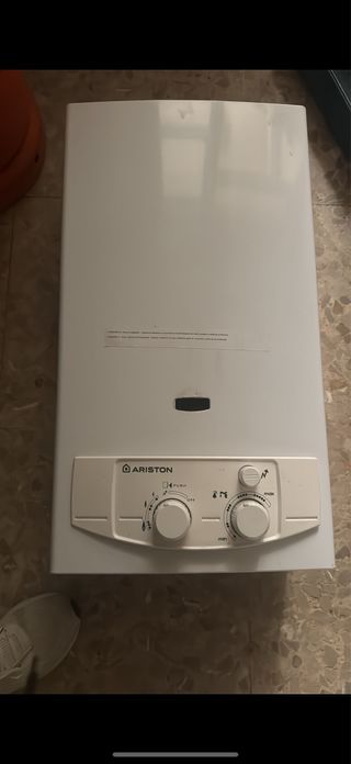 Calentador Ariston 11L Butano