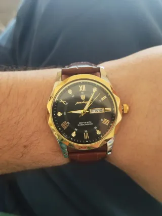 Reloj Poedagar Cuero Marrón y Plata Nuevo