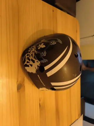 Casco Skate Runfit Marrón
