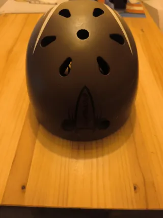 Casco Skate Runfit Marrón