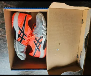 Asics Gel-Blade 5 R556Y Coral/Gris Talla 36