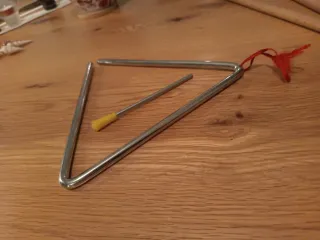 Lote instrumentos musicales.