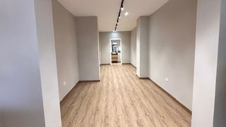 Alquiler de local en el centro recién reformado