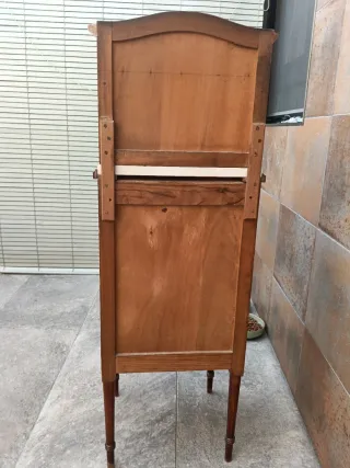 Mesita auxiliar vintage de madera y mármol