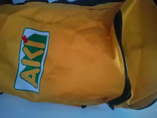 Macuto vintage AKi amarillo