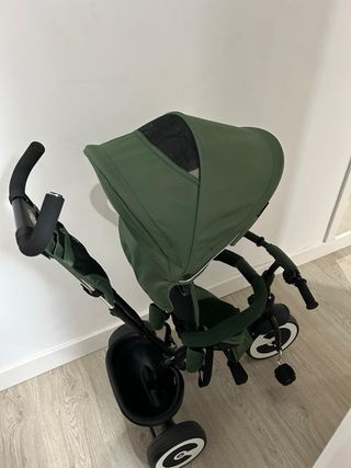 Triciclo infantil verde