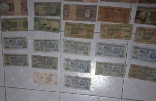 Lote 31 Billetes Mundiales Extranjeros