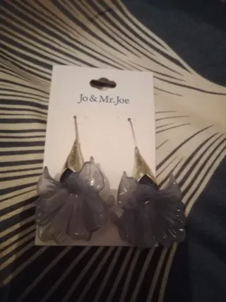 Pendientes Jo & Mr. Joe Flor azul y plateado