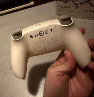 Mando DualSense Ghost of Yotei