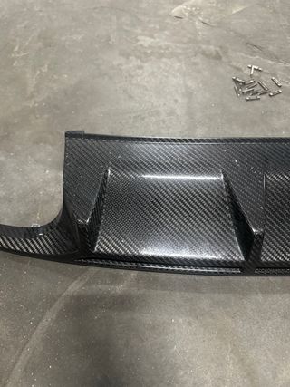 Difusor trasero CARBONO Cupra León Carbono DAÑADO
