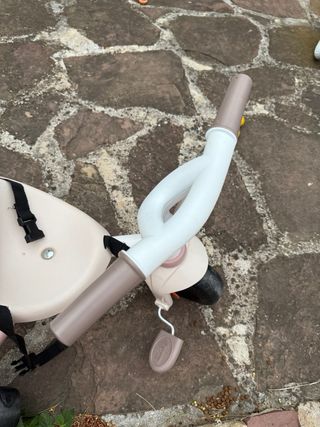 Triciclo Smoby Bebe con mango empujar