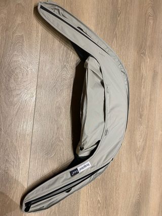 Capota Bugaboo Bee Ventilada color gris.